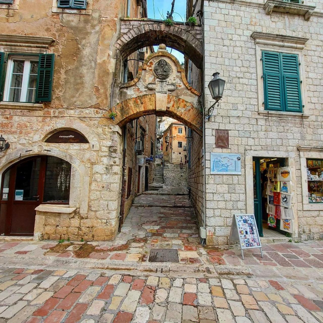 Ferienwohnung Old Town 303 Kotor Exterior foto